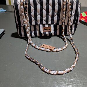 3AM Forever Black And White Striped Shoulder Bag NWT 10wx2.5lx6d